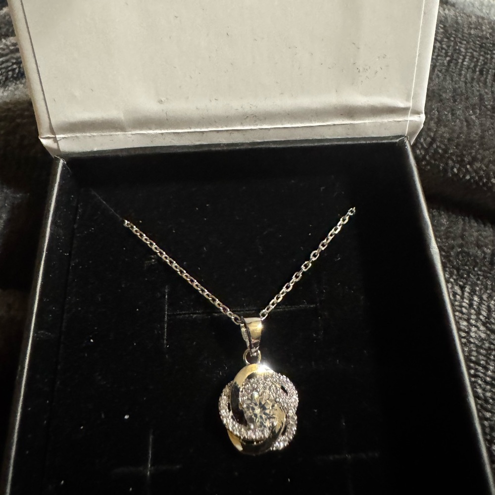 Cate & Chloe  Silver sterling silver chain w diamond look CZ stone
